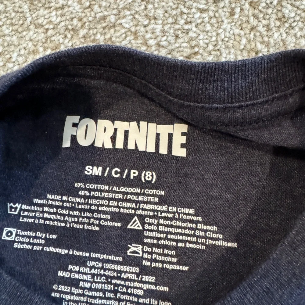 Boys 7/8 Gamer tee lot - Picture 2 of 3